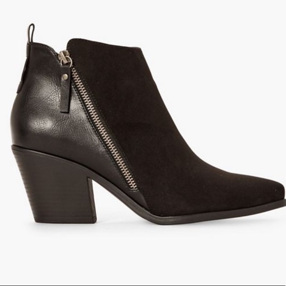 NWT Side zip heeled bootie Black 7.5 standard width - Picture 3 of 10